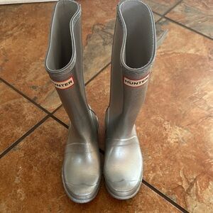 Hunter Metallic Silver Boots